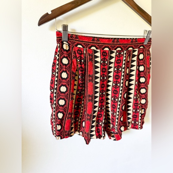 H&M Tribal Print Shorts - Picture 2 of 4